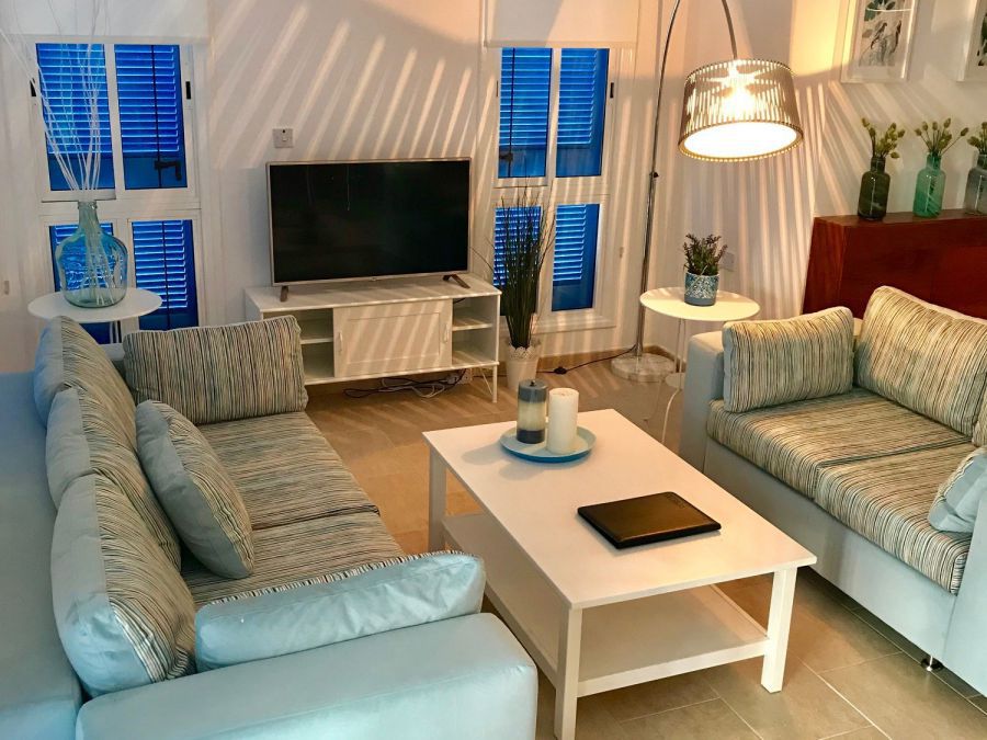 high-quality-outdoor-blinds-in-chloraka-stylish-durable
